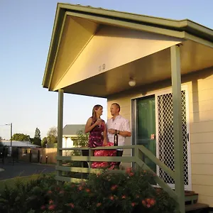Peppertree Cabins, Guest house